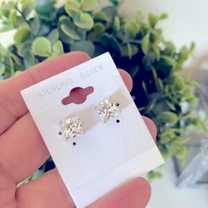 Beautiful Brand New Sterling Silver cubic zirconia square sparkly earrings